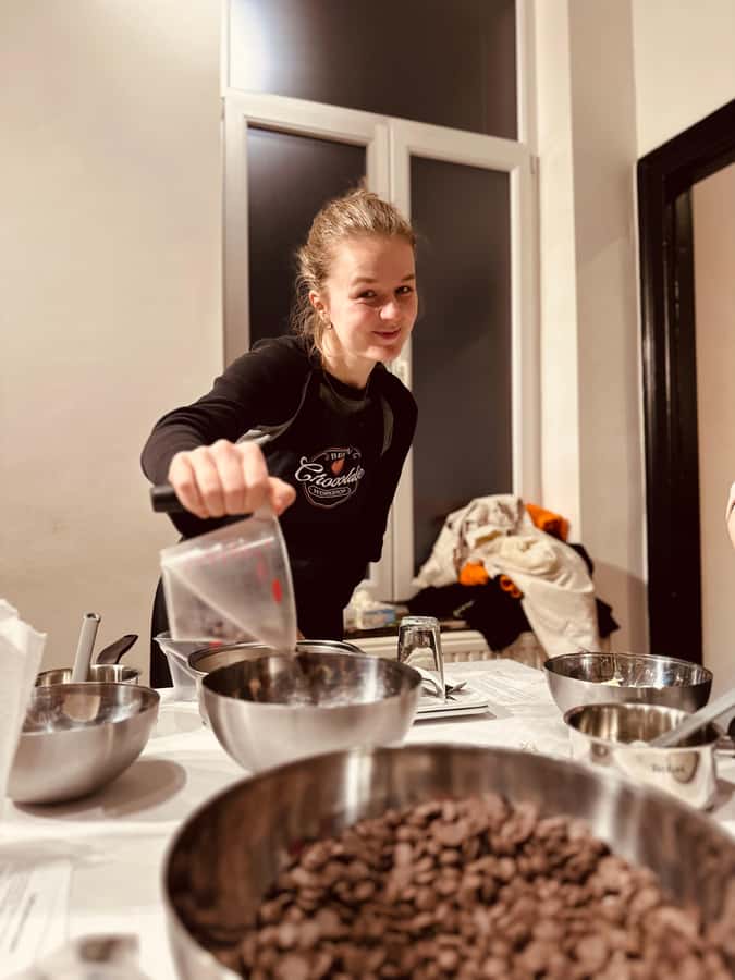 1.5h Cusco Chocolate Workshop - Truffles & Hot Chocolate - The Flow of the Session: From Recipe Talk to Truffle Making