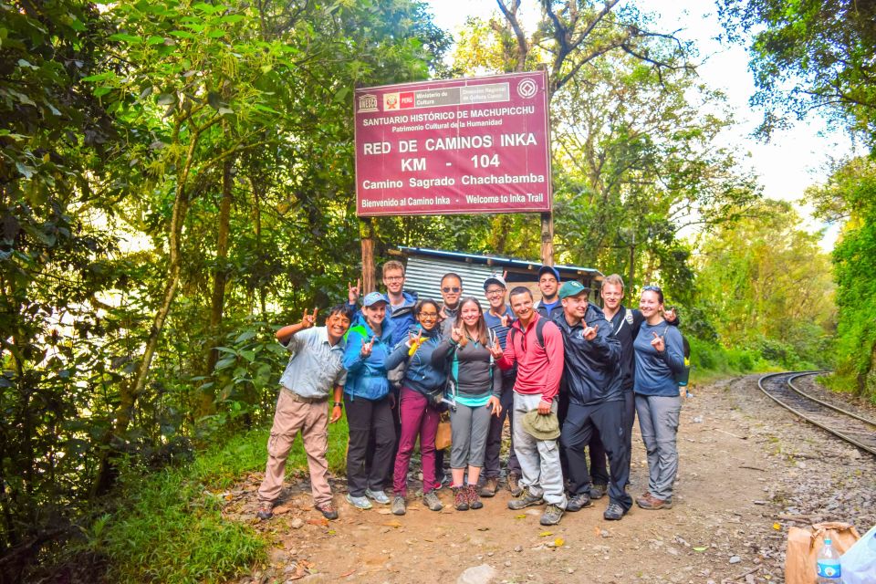 2-Day Inca Trail Hike to Machu Picchu & Panoramic Train - Day 2 at Machu Picchu: early entry plus a guide who makes it make sense