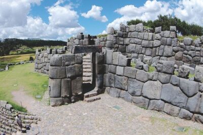 4-Day: All Included Excursion City Tour, Sacred Valley & MachuPicchu - Cusco stops that make the guide’s job easier (and yours more fun)