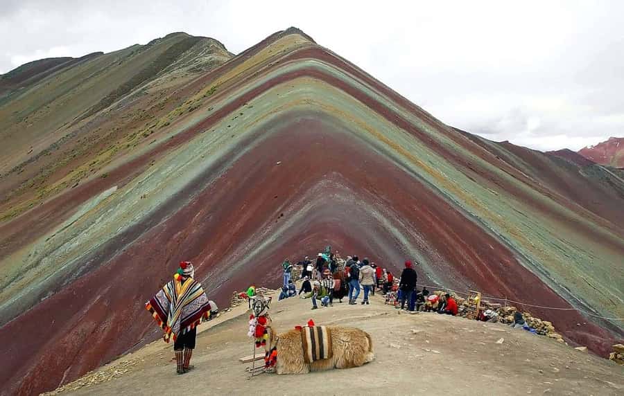 7 Colors Mountain - Who should book this 7 Colors Mountain trip