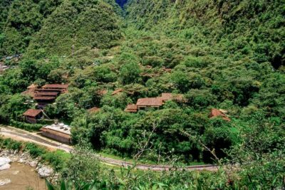 Aguas Calientes: Lunch at Cafe Inkaterra Restaurant - Finding Café Inkaterra in Aguas Calientes (and why it’s convenient)