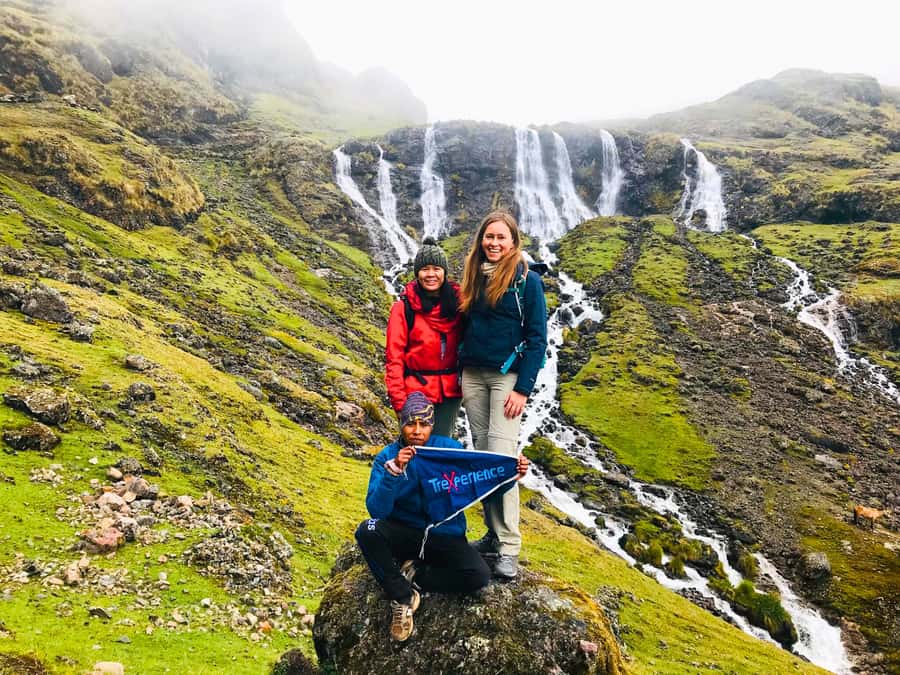 Cusco: 4-Day Lares Trek to Machu Picchu with Panoramic Train - Lares to Machu Picchu: a route with villages, not just peaks
