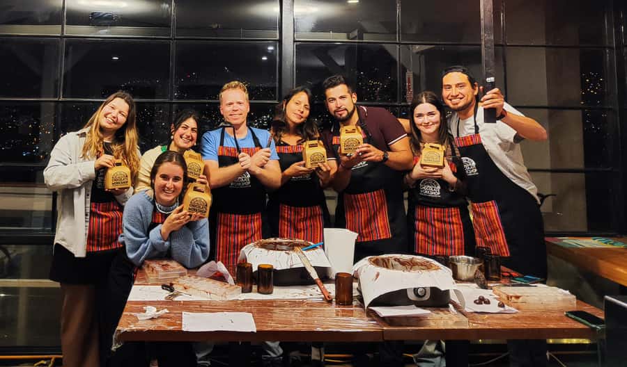 Cusco: Chocolate Workshop with the Best Local Organic Cacao - The 150 minutes: culture and technique before you start molding