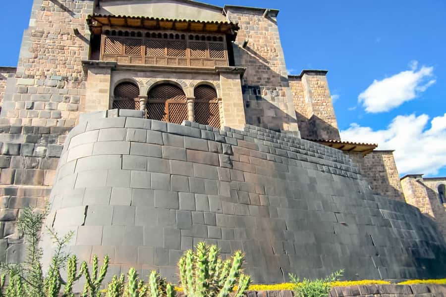 Cusco: City and Nearby Ruins 5-Hour Guided Tour - Qenqo (Zigzag): Subterranean Passages and Carved Stone Interiors