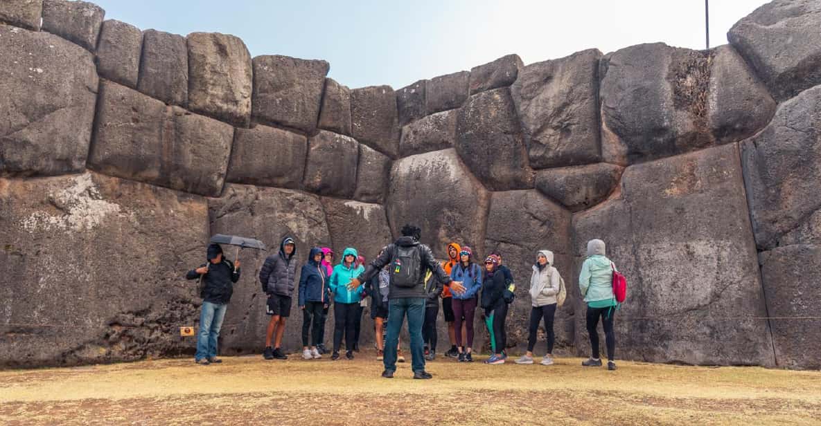 Cusco : City Tour of 4 Ruins and Sun Temple - Language and guide behavior: how to get the most out of bilingual tours