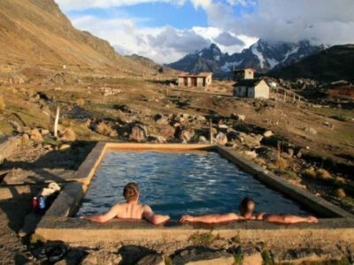 Cusco: Day Trip to the 7 Ausangate Lagoons with Lunch - The ride to Pacchanta, plus your breakfast reset