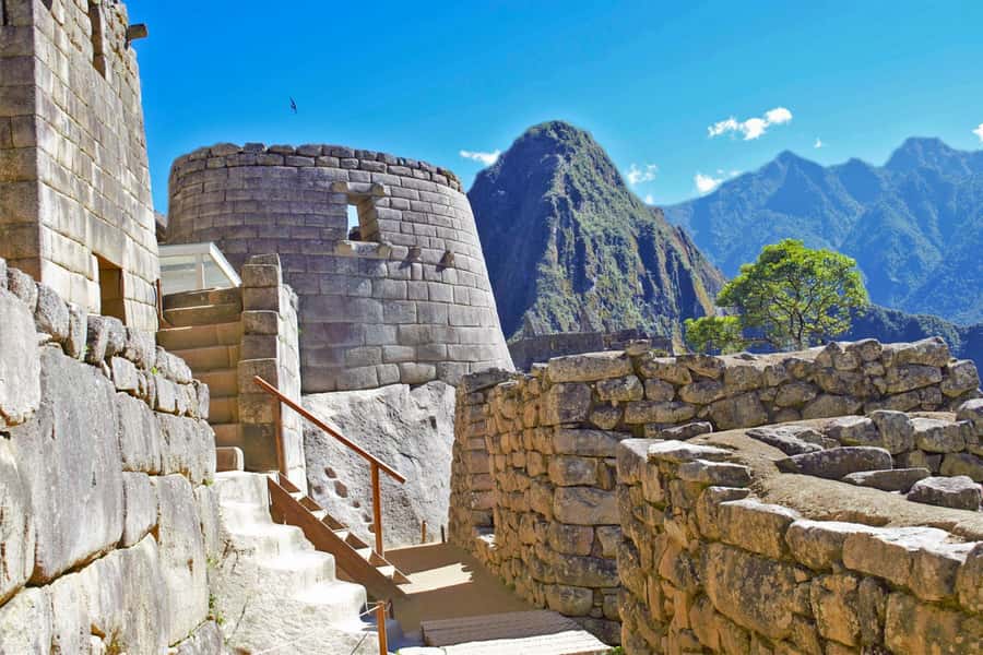 CUSCO: Full Day All Included Private Machu Picchu Experience - Cusco Pickup and the Ollantaytambo Stop: Getting Your Bearings Fast