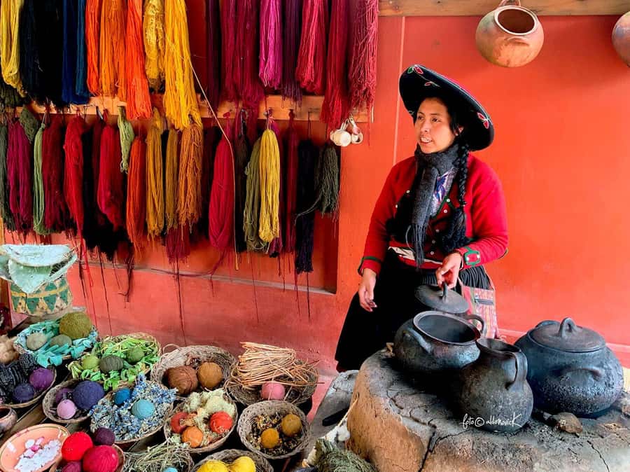 Cusco: Full-Day Sacred Valley History Tour - Urubamba Lunch: Filling the Tank Before the Ruins Run