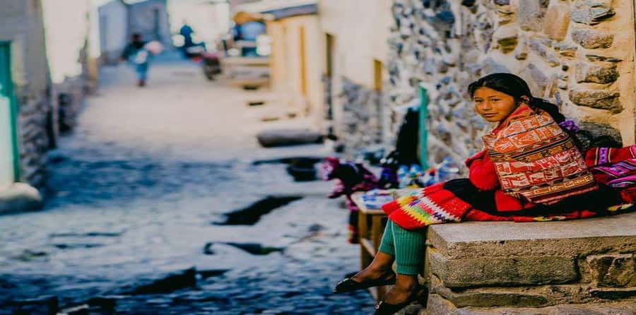 Cusco: Full-Day Tour of The Sacred Valley With Lunch - Guides can make or break a packed day