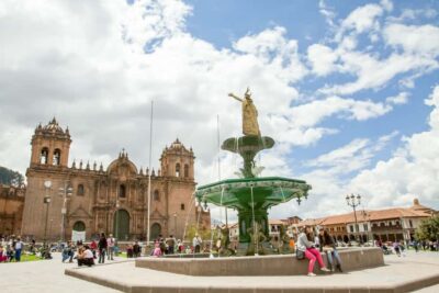 Cusco: Half-Day City and Nearby Archaeological Sites Tour - Cusco Cathedral in the Main Square: When the Center Gets Imposing