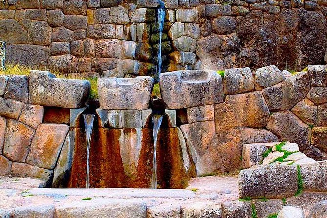 Cusco Half Day City Tour: Four Ruins - Stop 1: Sacsayhuaman’s zigzag walls and huge stones