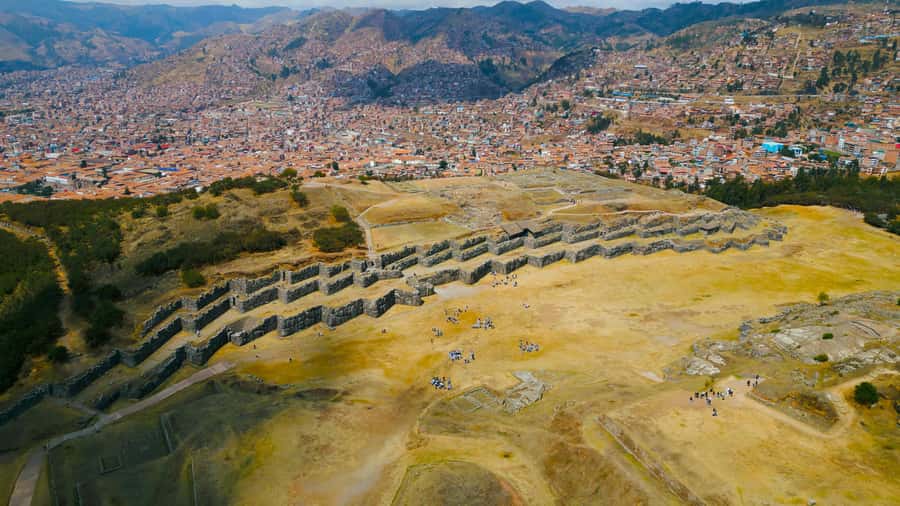 Cusco : Half-Day Explore Inca Ruins qoricancha sacsayhuaman - Getting started at Cusco’s Plaza de Armas: where the morning begins