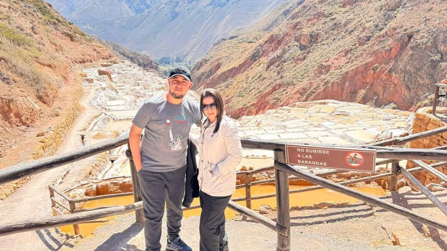 Cusco: Moray, Maras Salt Mines, and Chinchero Weavers Tour - Salineras salt mines: 3,000 pools and a working production site