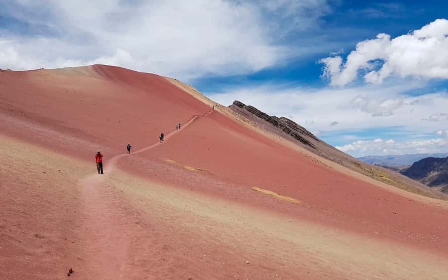 Cusco: Mountain of 7 colors Vinicunca and the Red Valley (optional) - Descent and back to Cusipata: don’t rush the end