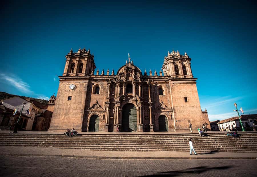 Cusco: Private City Tour and Trip to Archeological Sites - Santo Domingo Convent on Top of Coricancha: The Sun Temple Story