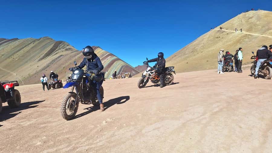 Cusco: Rainbow Mountain In Quad Bikes /walk 5 minutes/+meals - What the Guide Adds on Rainbow Mountain: geology you can actually use