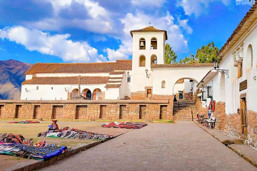 Cusco: Sacred Valley Day Trip with Maras & Moray Salt Mines - Chinchero: a quick guided stop before Moray