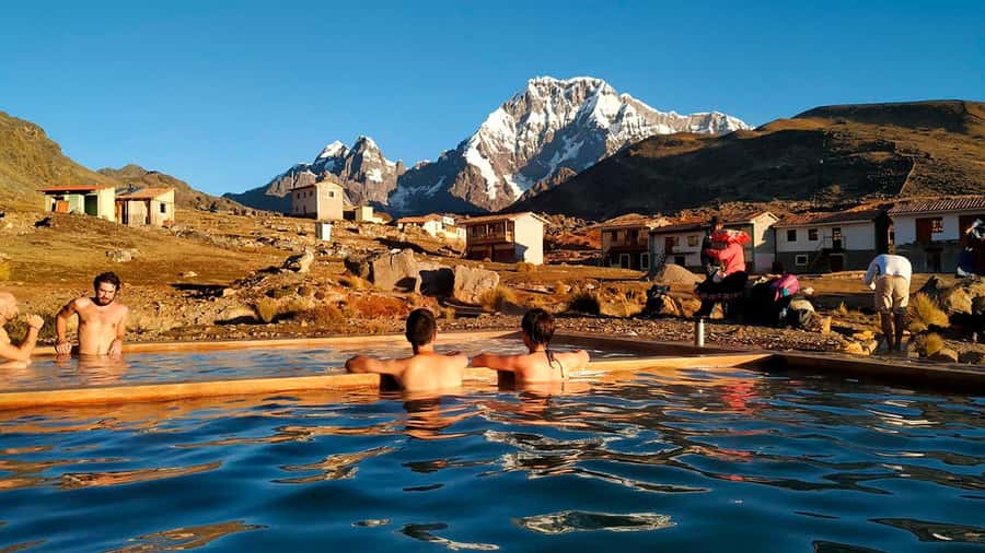 Cusco: Seven Lagoons of Ausangate Hiking Day Trip with Lunch - Key things I’d watch for