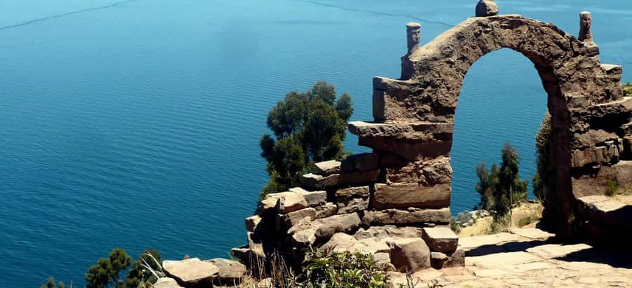 Cusco: Uros Taquile Island from Cusco - Guided time on the water and why the guide matters