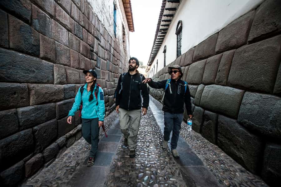 Cusco: Walking Tour Cusco - San Blas: Inca-era roots and today’s artisan workshops