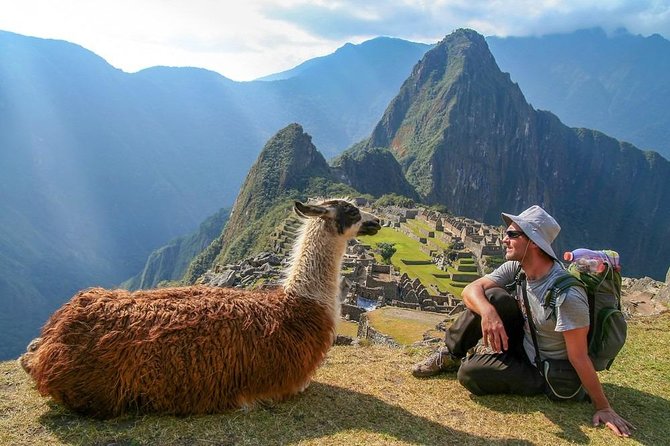 Excursion to MachuPicchu with Train Vistadome Full Day - A 4:00 AM start: what this Machu Picchu day feels like
