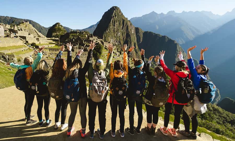 From Aguas Calientes: Machu Picchu Guided Tour - The real value of “2 hours with an expert”: what you’re paying for