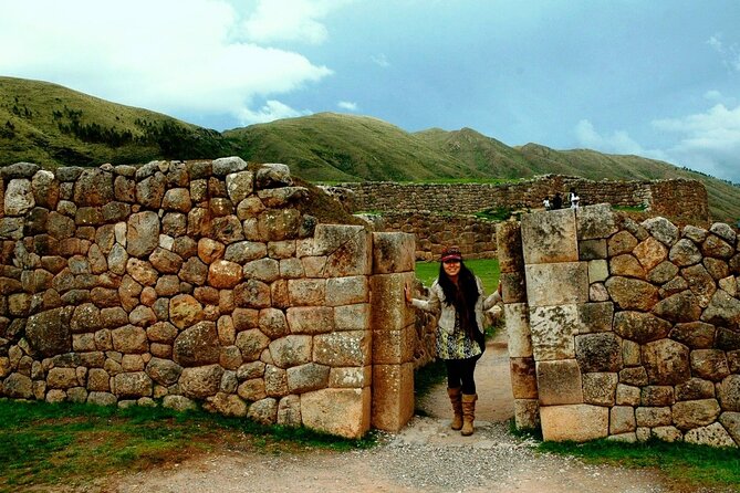 From Cusco City Tour Four Ruins Half Day Tour - Sacsayhuamán’s Fortress Feel: Big Stones, Ceremony, Control