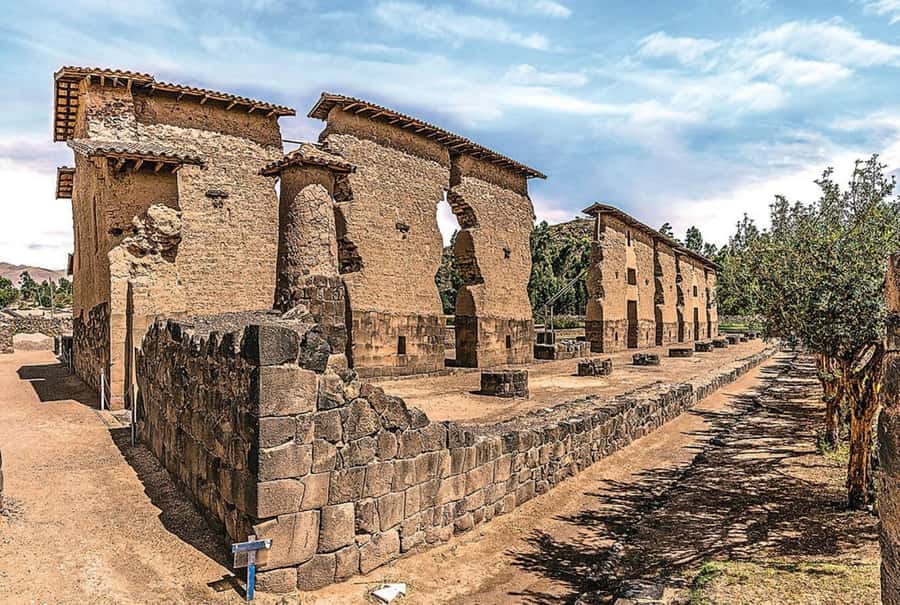 From Cusco: Full-Day Touristic Bus to Puno with Guided Tours - Entering Andahuaylillas: The Sistine Chapel of the Andes