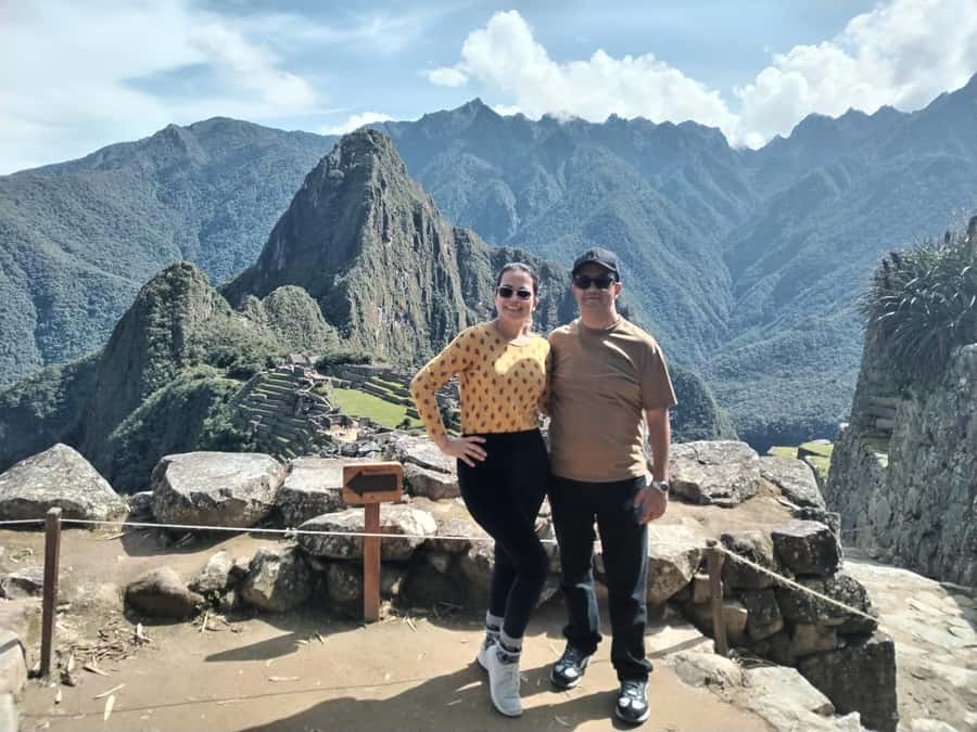 From Cusco: Machu Picchu by Car 2D/1N - Stairs or buses: choosing how you climb to Machu Picchu