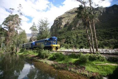 From Cusco: Machu Picchu Full-Day Guided Tour - Cusco pickup, ticket handoff, and the first big checkpoint