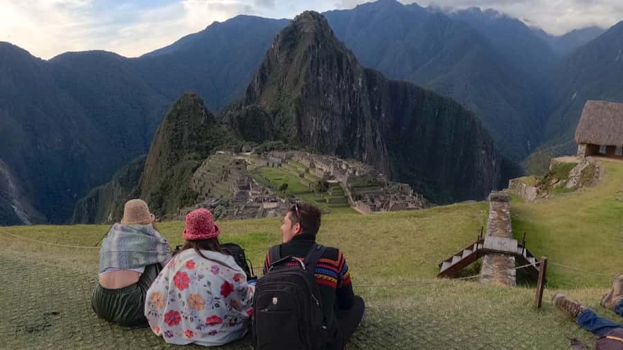 From Cusco: Machu Picchu Tour with Hiking Ticket - Aguas Calientes to Machu Picchu: Bus Lines and Entrance-Gate Timing