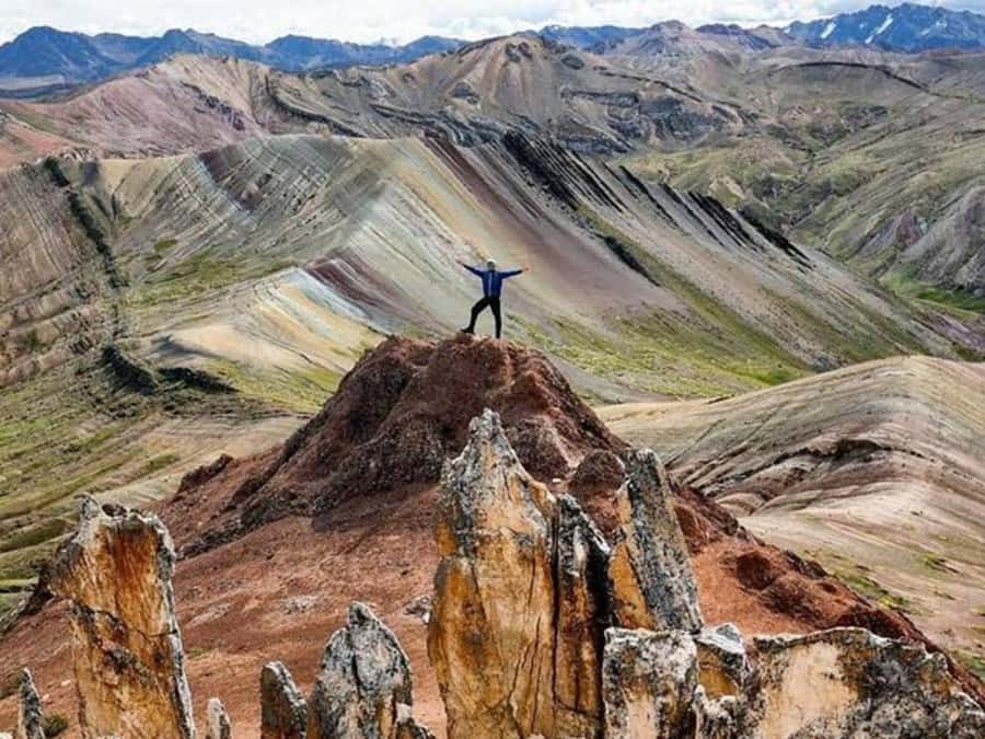 From Cusco: Palccoyo Mountain Tour full day - The all-day rhythm: 4:00 a.m. pickup to about 18:00 return