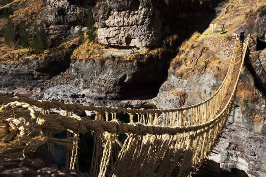 From Cusco: Q'eswachaka Bridge & 4 Lagoons Full-Day Tour - Getting There From Cusco: Combapata Breaks and the Salcca River