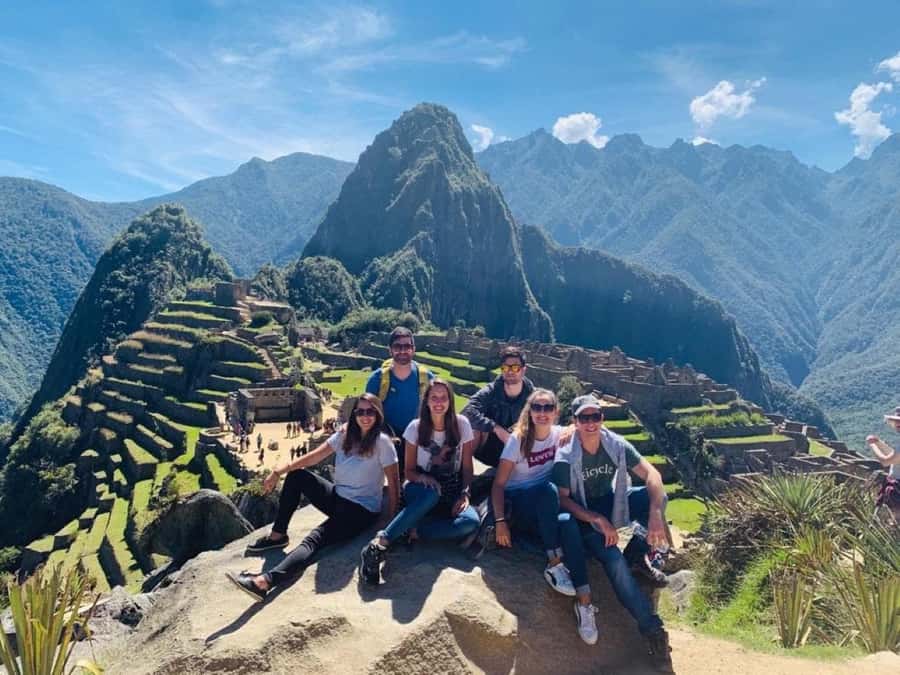 Guide in Machu Picchu - The Meeting Point Ritual: When the Guide Takes Over