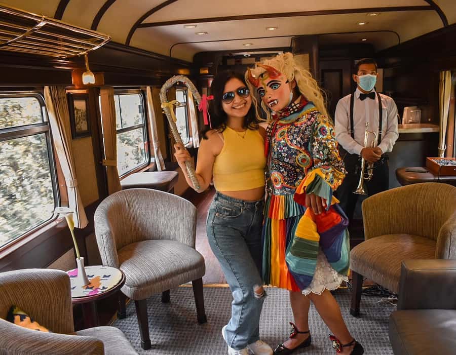 Machu Picchu: 1-day tour by Vistadome Observatory train - Key things that make this Machu Picchu day work