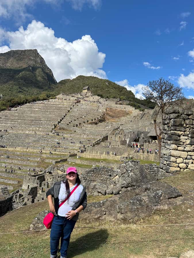 Machu Picchu: Private Tour Guide Service for up to 15 people - What’s included vs. what you must book yourself