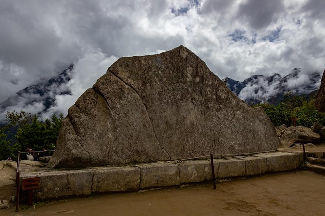 Machu Picchu Tour by Vistadome Panoramic Train from Cusco - Aguas Calientes to Machu Picchu: The Short Bus Climb