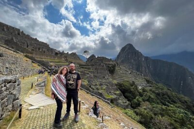 Machupicchu 1 day tour - Riding up to Machu Picchu: the last step feels real fast
