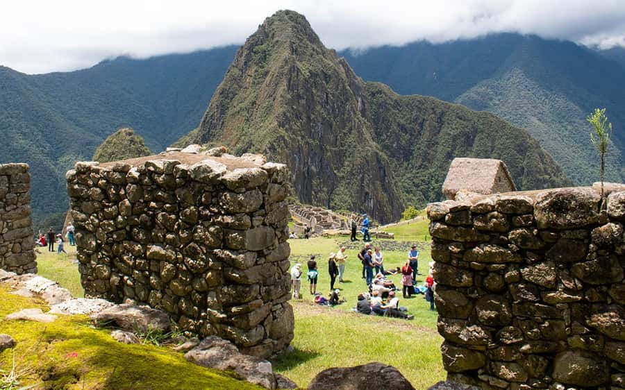 Machupicchu tour by tourist train in 2 days - Guides, group size, and languages: English or Spanish, max 12