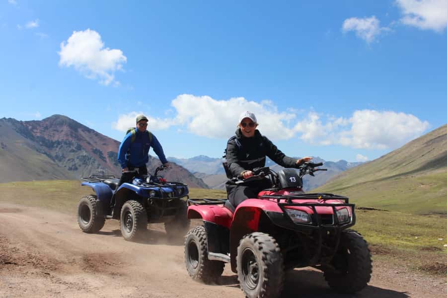 Montaña de Colores: tour en cuatrimotos día completo - Riding Up to Montaña de Colores (and the Best Use of Your 40 Minutes)