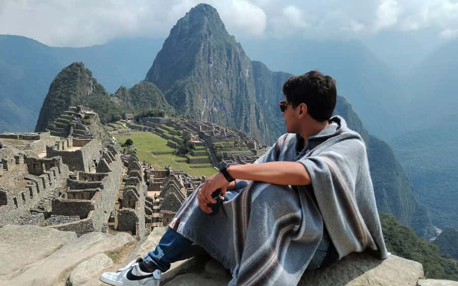 Peru in 5 days: Lima, Cusco, Machupicchu & Rainbow Mountain - Small-group support that actually shows up: what the reviews highlight