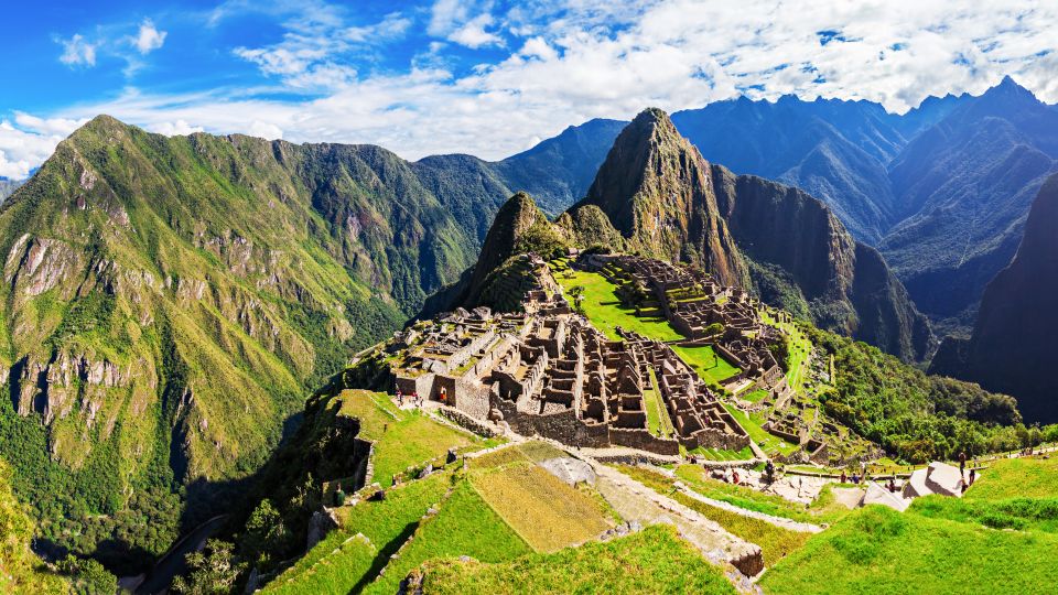 Private & Flexible 3-Hour Guided Tour of Machu Picchu - Practical Planning: Tickets, Passport, and Walking Time