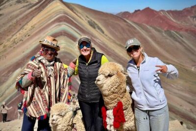 Rainbow Mountain Beat-the-Crowd: 7 AM Departure (Small groups) - Vinicunca trek: a steadier climb, summit rituals, and real Ausangate views