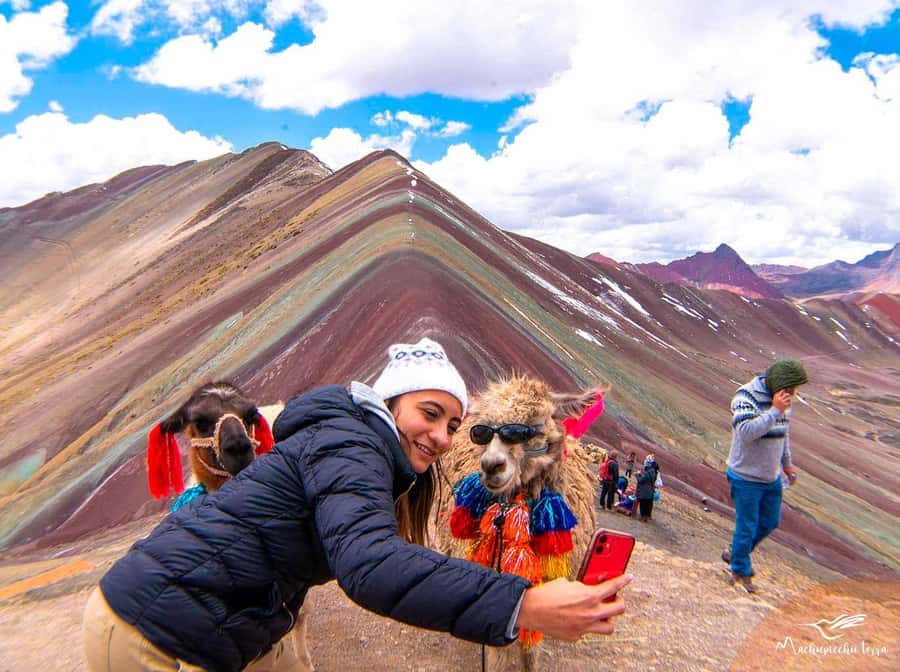 Rainbow mountain horseback riding tour + Buffet Lunch - Quick Take: What’s Special Here