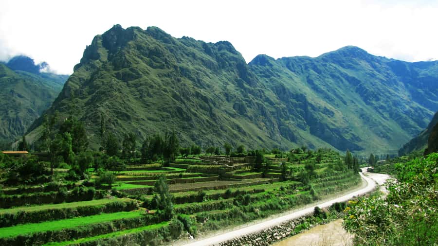 Sacred Valley & Machu Picchu by Train: 2-Day, 1-Night Tour - Key highlights that matter on the ground