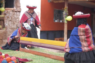Sacred Valley Private Tour: Chinchero, Ollantaytambo and Pisaq - Chinchero: Inca Walls, Colonial Church, and Textiles You Can Actually See