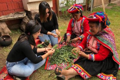 Sacred Valley Textile Workshop – Dyeing & Weaving in Cusco - From Cusco hotel pickup to the Sacred Valley countryside drive