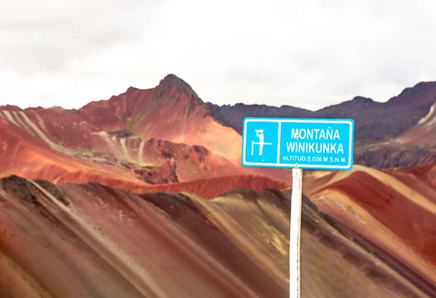 Tour Rainbow Mountain - Guide, language, and communication: helpful when it works