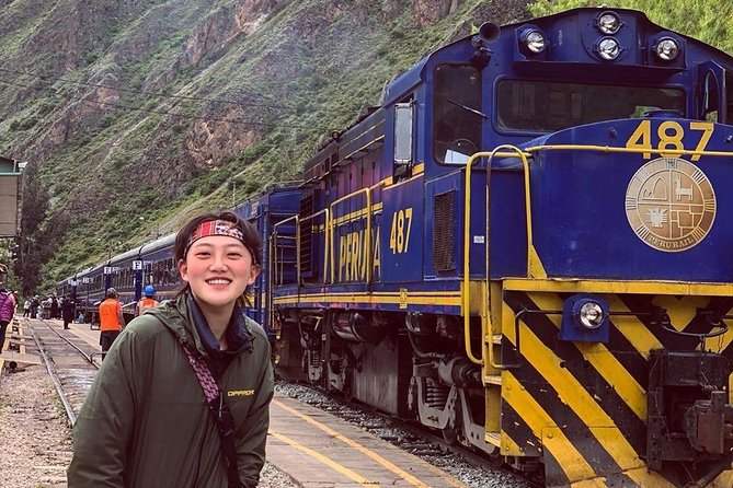 Transfer from Cusco to Ollantaytambo - Vehicle Size: Expect a Car First, Not Always a Van