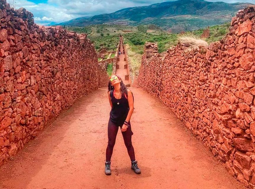 Valle Sur Cusco | half day - Pikillacta: Wari city patterns in a stone-wall maze